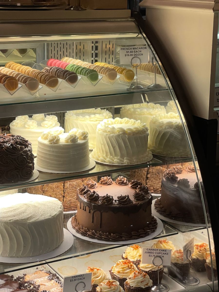 cakes near me